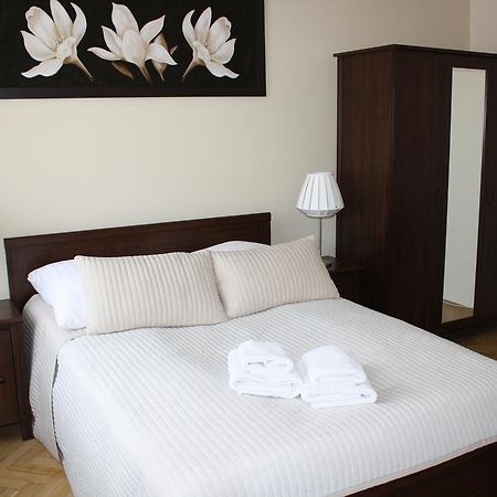 Place 4 You Apartments Cracóvia Exterior foto